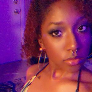 Meet your Posher, Keni